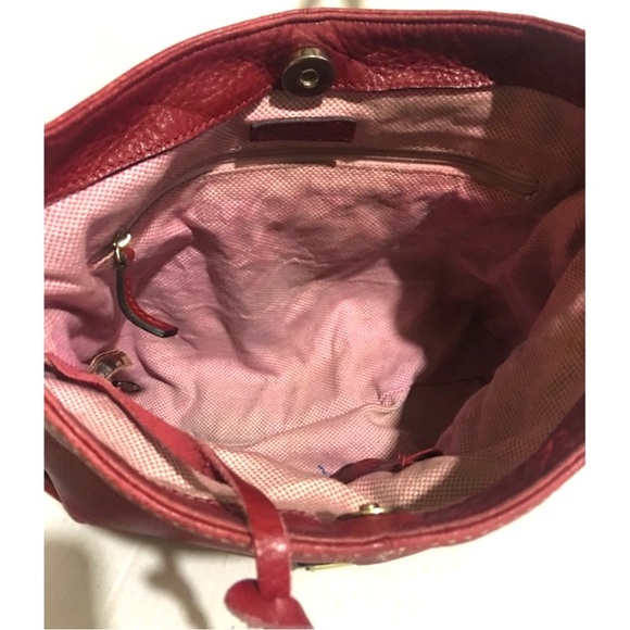 Dooney bourke Vibrant Red Leather Crossbody Bag with Adjustable Straps - Picture 8 of 11